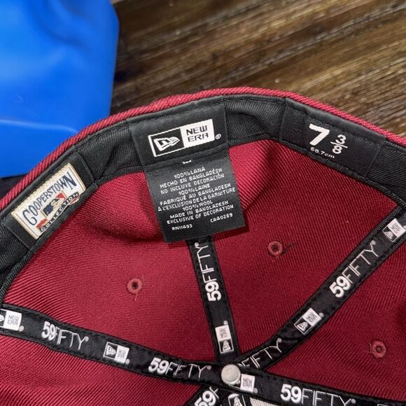 New Era 59Fifty Philadelphia Phillies Fitted cap sz7-3/8 - Picture 7 of 7